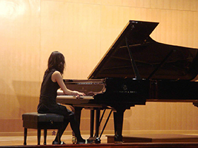 台湾知名钢琴家陈宏宽的人生与钢琴