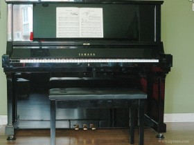 雅马哈YUA 高端米字背二手钢琴