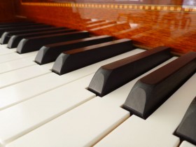 2012淘宝网钢琴热销品牌型号_淘宝网二手钢琴
