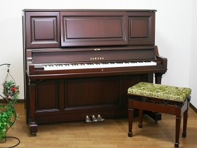 钢琴摆在家里什么位置最好?钢琴的摆放问题