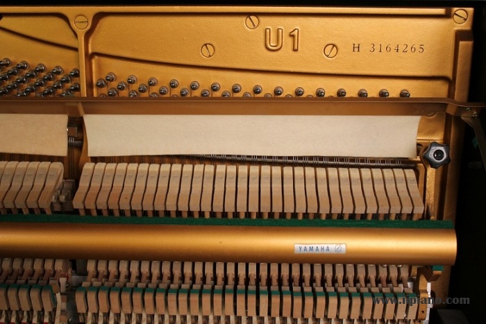 日本原装进口雅马哈钢琴畅销型号U1H 厂家直销 三年质保 秒杀珠江