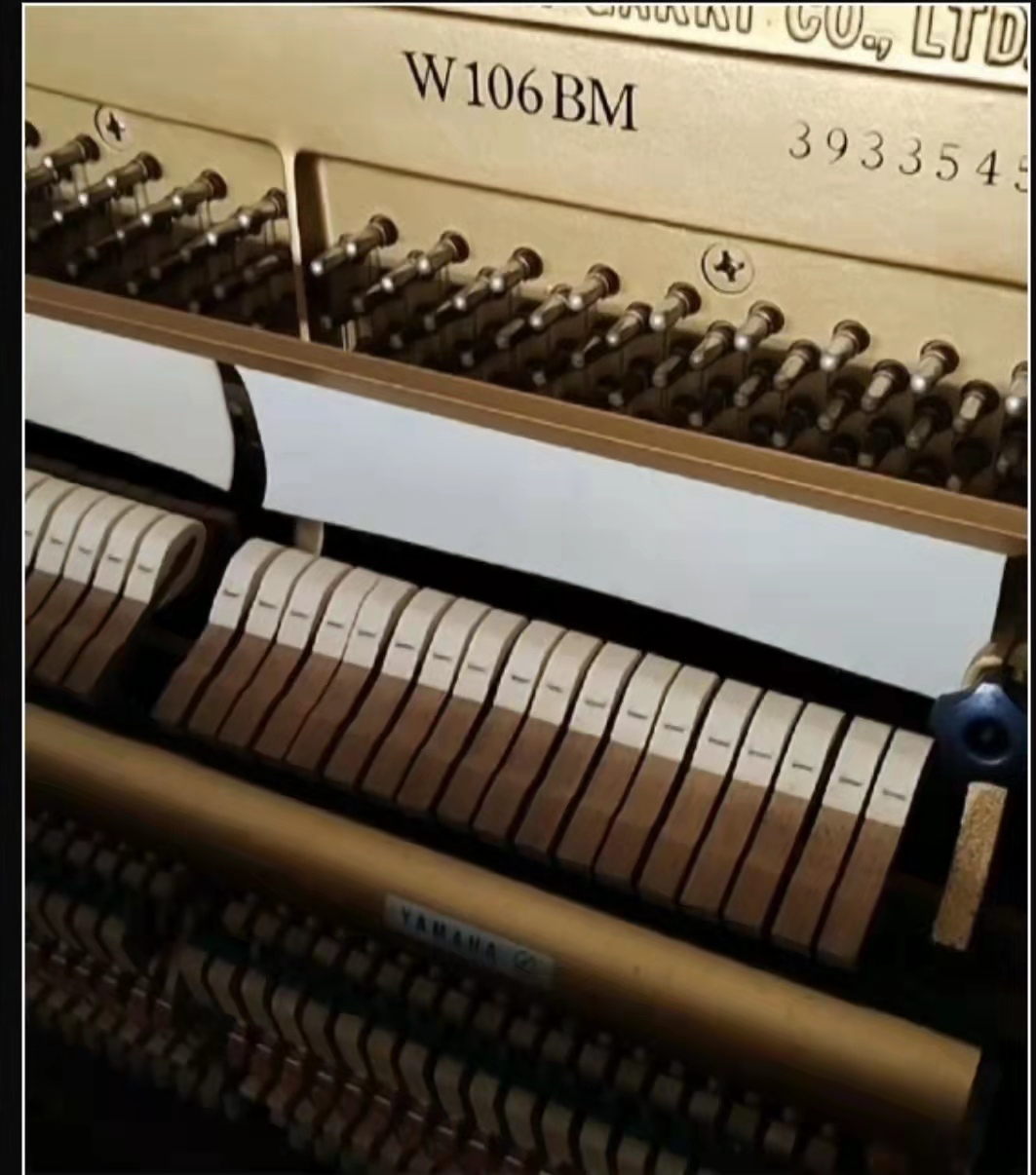 yamaha雅马哈二手钢琴最受欢迎的高端原木色W106BM高颜值裸琴分享